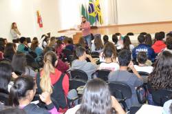 Estudantes participam da pré conferência dos Direitos da Criança e do Adolescente