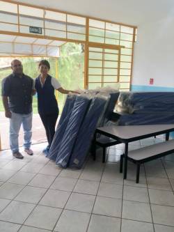 Educação entrega equipamentos nas escolas municipais