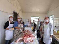 Curso de Embutidos para agricultura familair