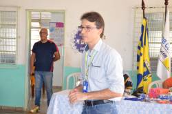 AABB Comunidade entrega Kits de materiais  para os alunos