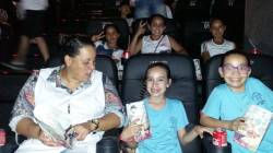 Alunos ganham sessão de cinema