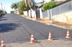 MICROPAVIMENTO ASFÁLTICO NOS CONJUNTOS PLANALTO E NOVO HORIZONTE.