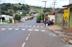 MAIS DOIS REDUTORES DE VELOCIDADE SÃO INSTALADOS NA CIDADE.