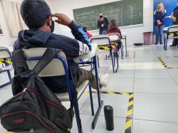 ALUNOS DO 5° E 1° ANOS VOLTARAM AS AULAS.