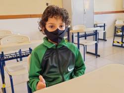 ALUNOS DOS 4º E 2º ANOS RETORNARAM AS AULAS NESTA SEGUNDA-FEIRA (23/08).