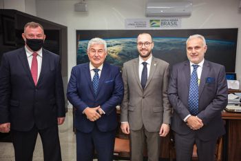 COMITIVA DE ASSAÍ PARTICIPA DE ENCONTRO COM O MINISTRO ASTRONAUTA MARCOS PONTES.