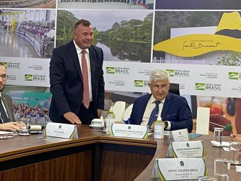 COMITIVA DE ASSAÍ PARTICIPA DE ENCONTRO COM O MINISTRO ASTRONAUTA MARCOS PONTES.