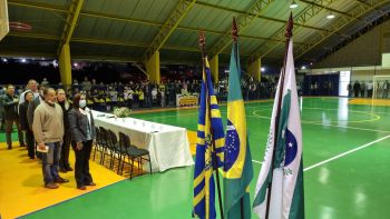 INAUGURADA A QUADRA POLIESPORTIVA PREFEITO SERGIO KIAN.