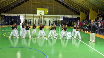 INAUGURADA A QUADRA POLIESPORTIVA PREFEITO SERGIO KIAN.