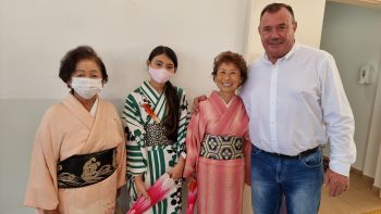 MINISTRO PAULO ALVIM VISITA ASSAÍ E DESTINA 2 MILHÕES PARA ESTRUTURAÇÃO DOS LABORATÓRIOS DO CEEP ASSAÍ.