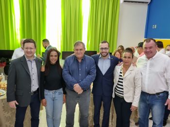 MINISTRO PAULO ALVIM VISITA ASSAÍ E DESTINA 2 MILHÕES PARA ESTRUTURAÇÃO DOS LABORATÓRIOS DO CEEP ASSAÍ.