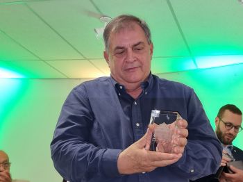 MINISTRO PAULO ALVIM VISITA ASSAÍ E DESTINA 2 MILHÕES PARA ESTRUTURAÇÃO DOS LABORATÓRIOS DO CEEP ASSAÍ.