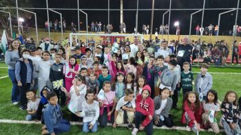 PREFEITO TUTI BOMTEMPO INAUGURA A ARENA MEU CAMPINHO.