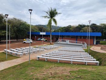 PREFEITO TUTI INAUGURA A PRAÇA DA BÍBLIA, UM ESPAÇO RELIGIOSO PARA AS FAMÍLIAS ASSAIENSES.